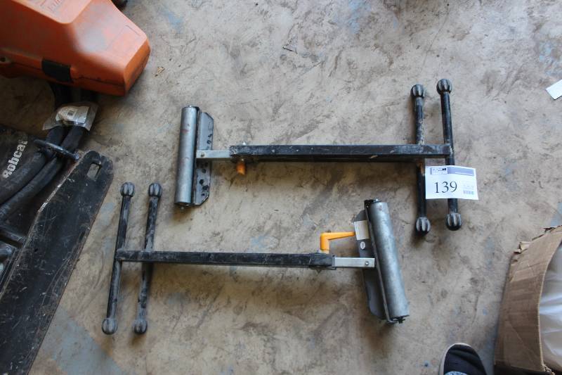 lot 139 image: Lot of (2) Stands