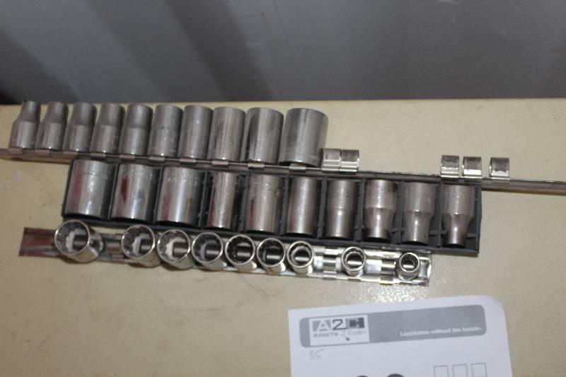 lot 222 image: Lot of (35) SAE Sockets