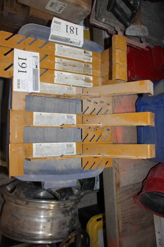 lot 191 image: Lot of (6) Adjustable Roof Brackets