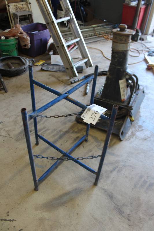 lot 276 image: Metal Stand