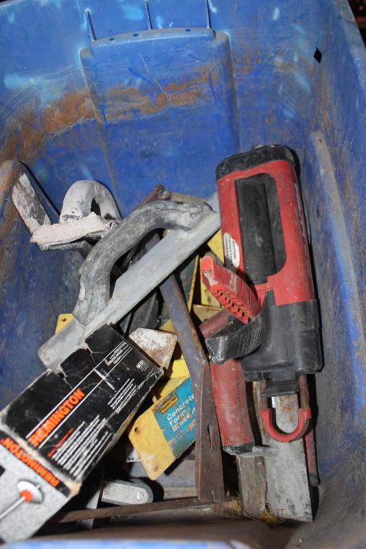 lot 284 image: Caulk Gun, Concrete Tools