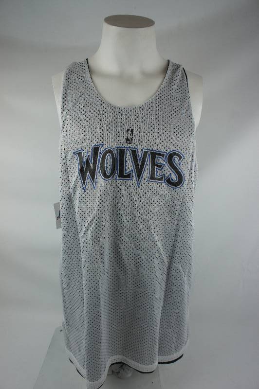 lot 116 image: New Minnesota Timberwolves - Russell Athletic Black and White Reversable Practice Jersey - Size Adult XX-Large