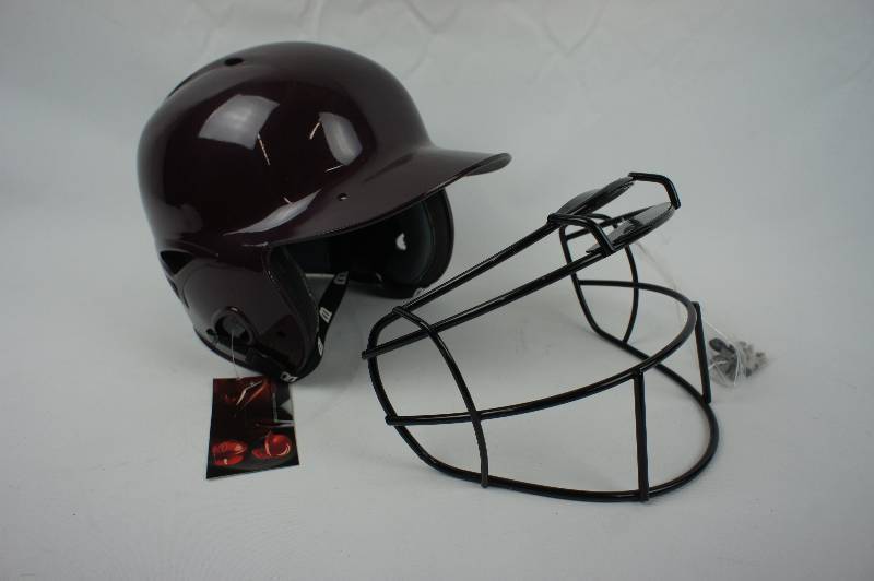 lot 80 image: New Wilson Fastpitch A5211 Batters Batting Helmet with Mask Maroon Large