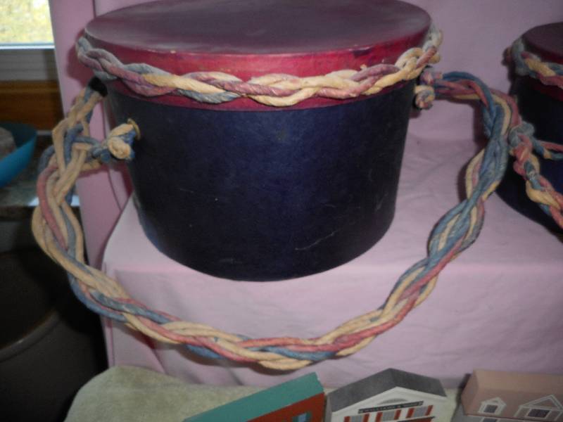 Vintage 1986 Cats Meow Series  and Hat Boxes