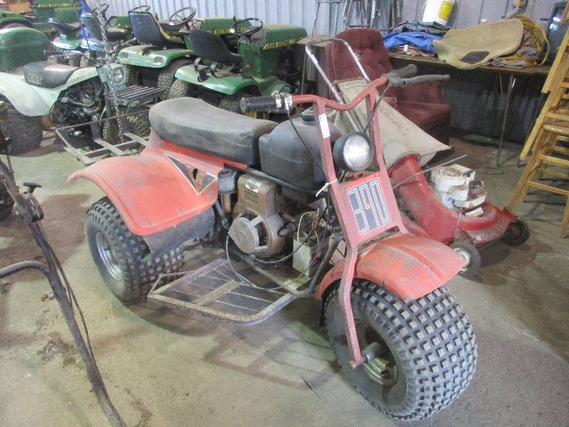 lot 71 image: 390 3 wheeler