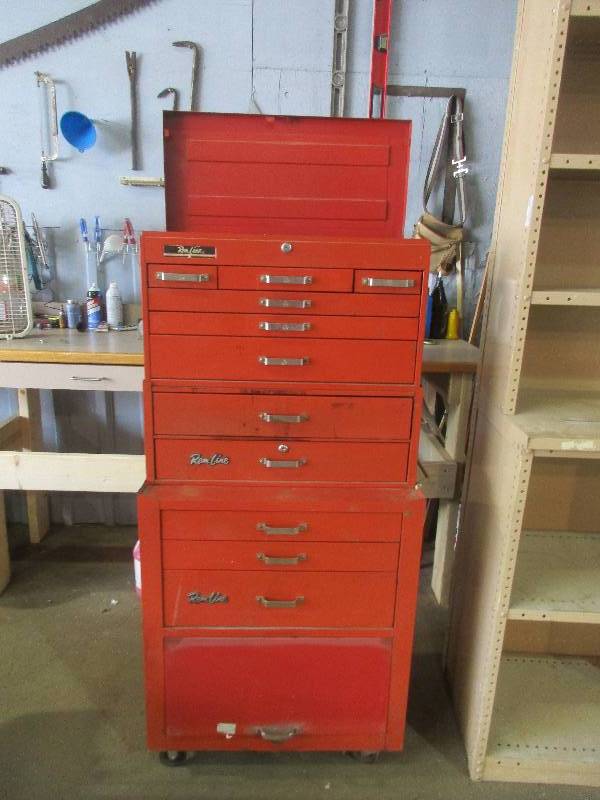 lot 352 image: Toolbox