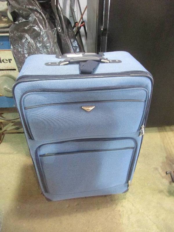 lot 84 image: Suitcase