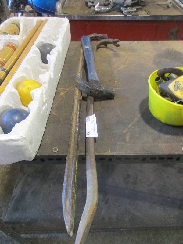 lot 88 image: Hammer & Prybars