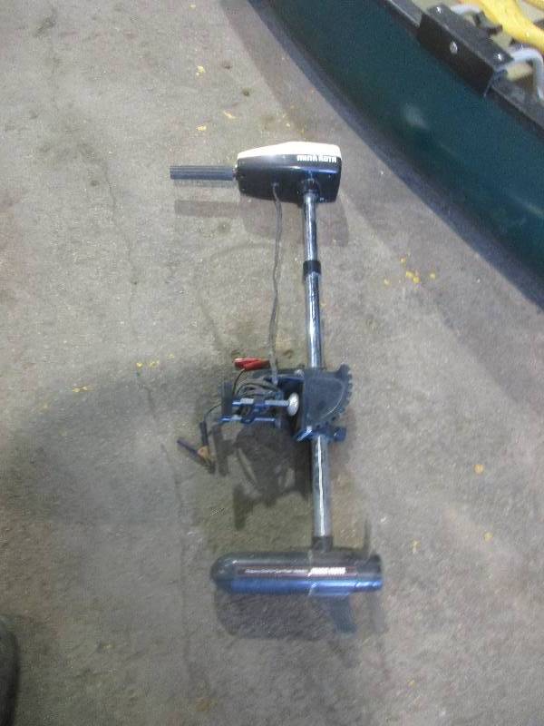 lot 92 image: Trolling motor