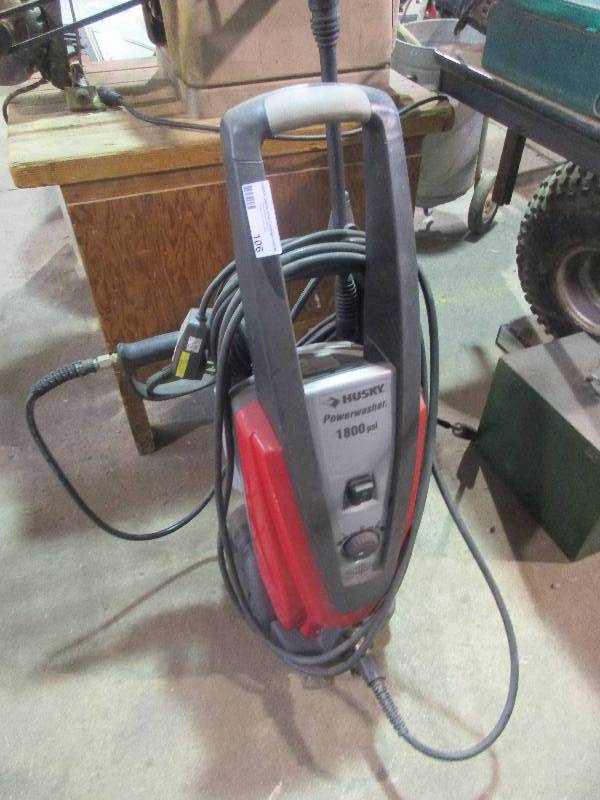 lot 106 image: Husky Pressure washer