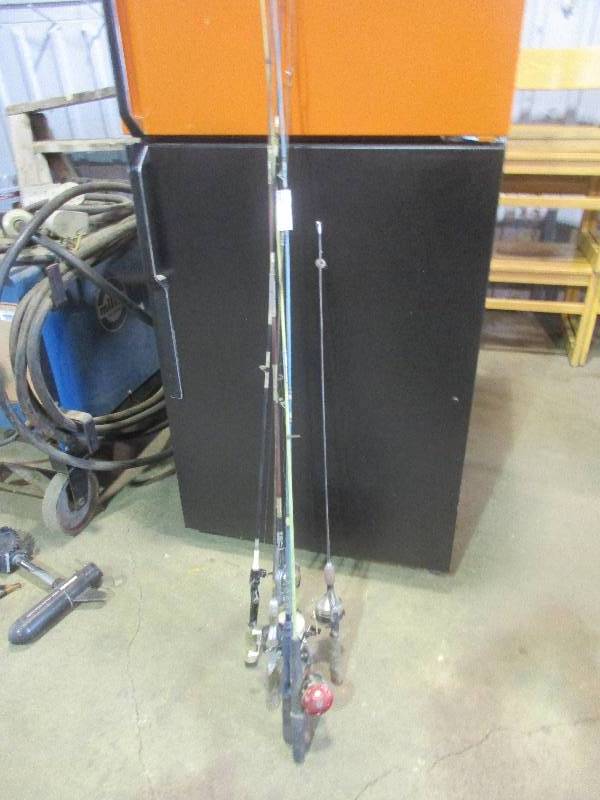 lot 115 image: Rods & Reels