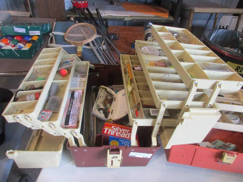 lot 129 image: Tackle box and tackle