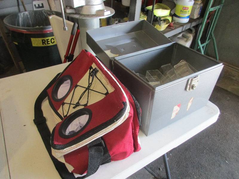 lot 143 image: Cooler and organizer