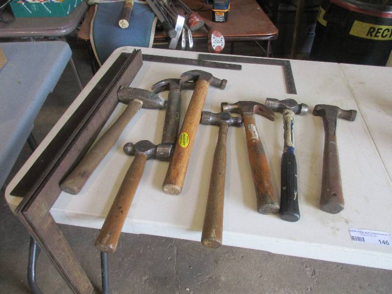 lot 146 image: Hammers & Squares