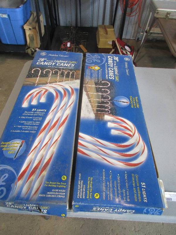 lot 165 image: Lighted Candy Canes