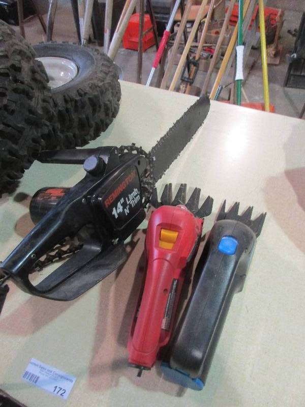 lot 172 image: Pruners