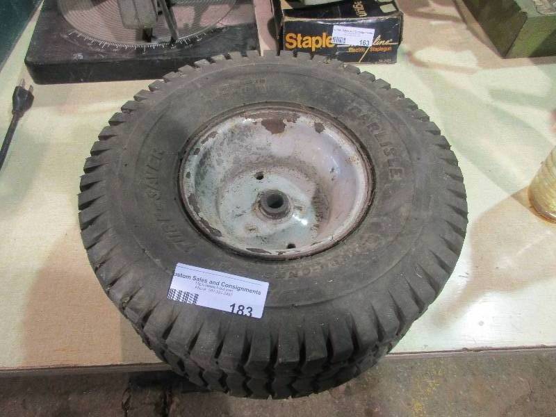 lot 183 image: Rim and tire