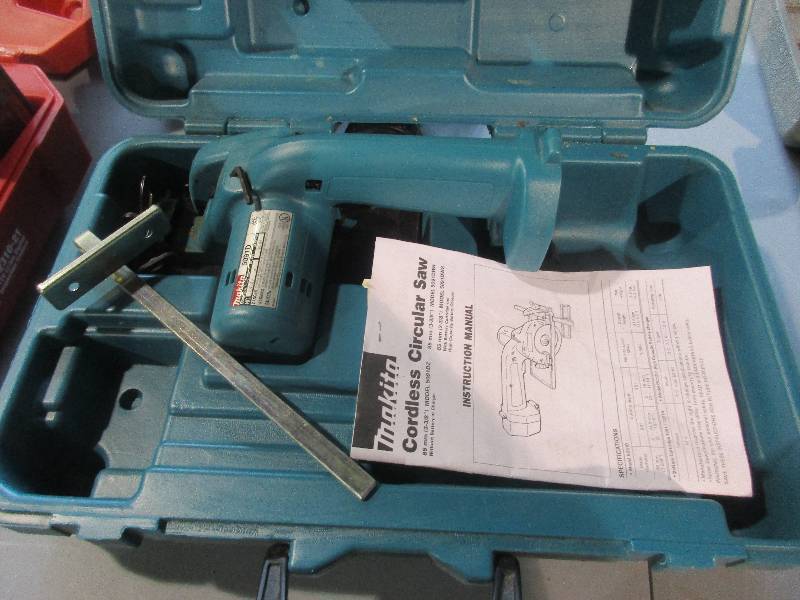 lot 223 image: Cordless Circular Saw