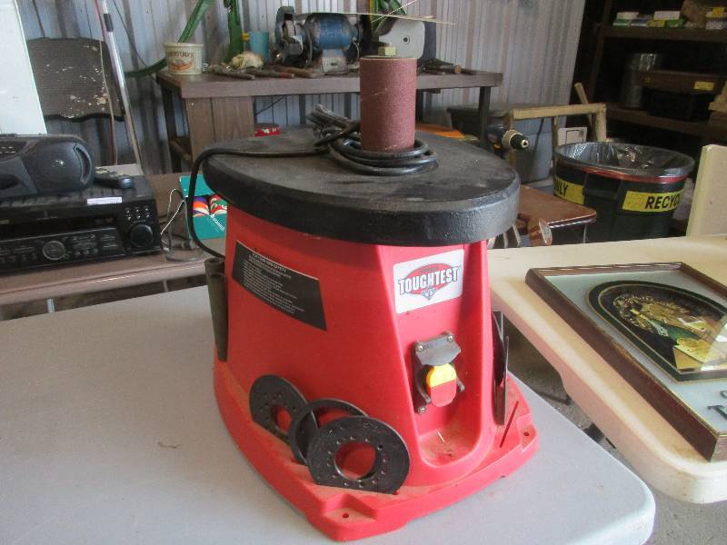 lot 232 image: Spindle Sander