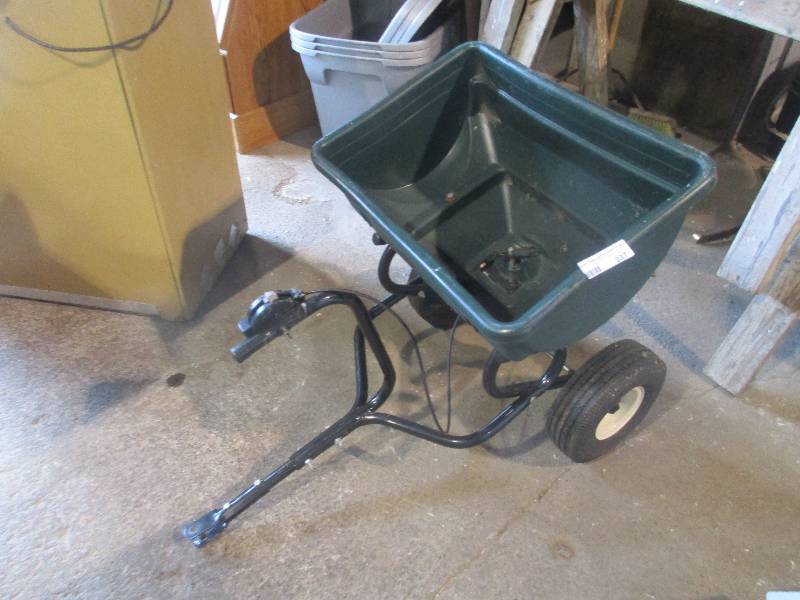 lot 237 image: Spreader