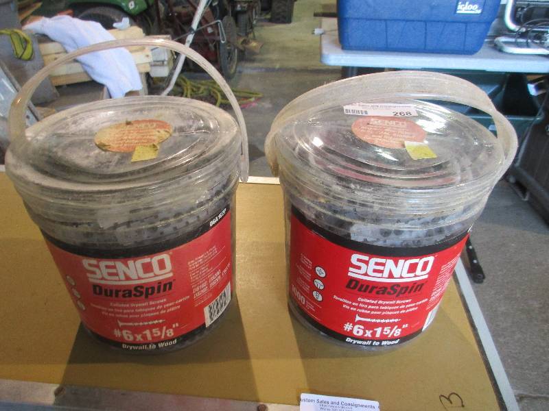 lot 268 image: Senco Screws