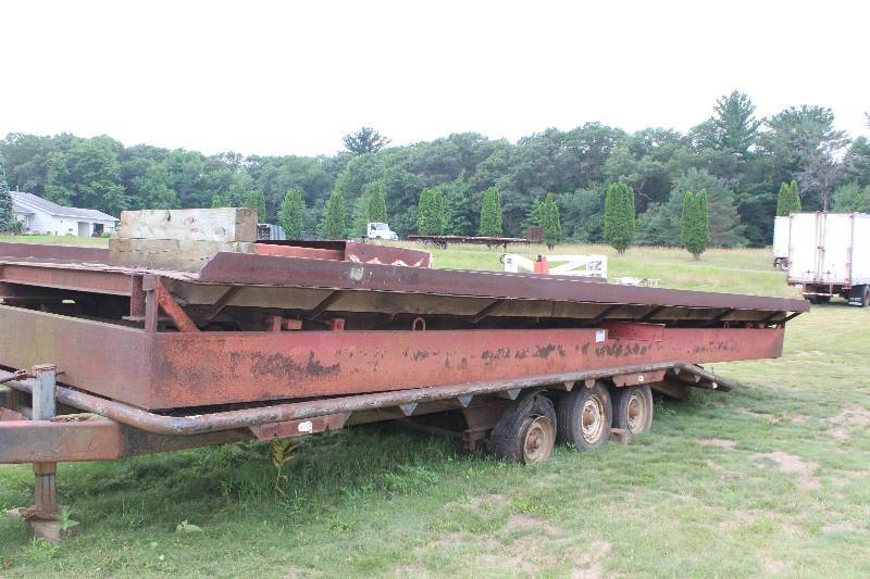 lot 24 image: Vintage 30-Ton Scale