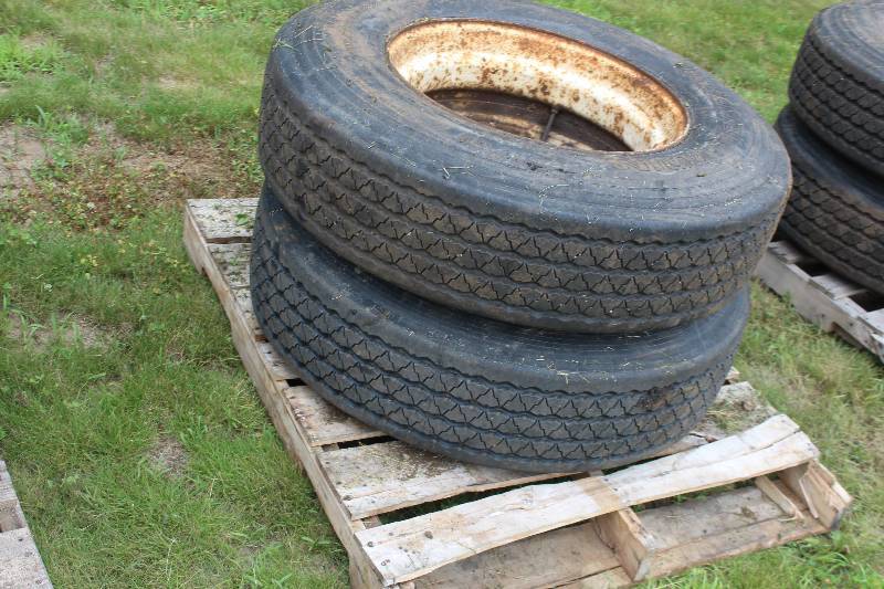 lot 36 image: Lot of (2) Double Coin 29575R22.5 Truck Tires w Outer Rims
