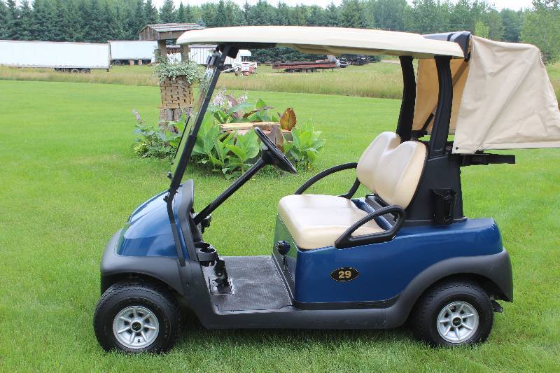 lot 2 image: 2012 Ingersoll Rand 2-Seat Electric Golf Cart w Canopy, Bag Canopy