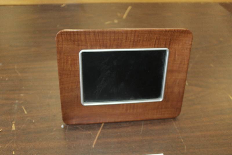 lot 36 image: Philips Digital Photo Display