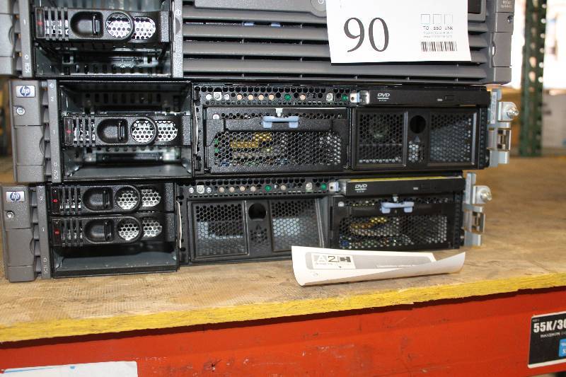 lot 91 image: Lot of (2) HP 9000 rp3440 Rack-Mount SMP Servers