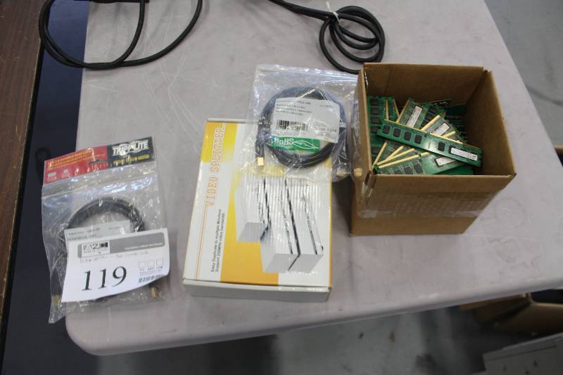 lot 119 image: Video Splitter, Computer Cards, Tripp-Lite USB 2.0 Gold Cable Connects