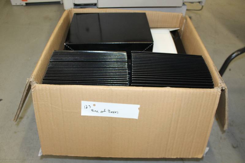 lot 123 image: Box of Folded 2-Piece Boxes