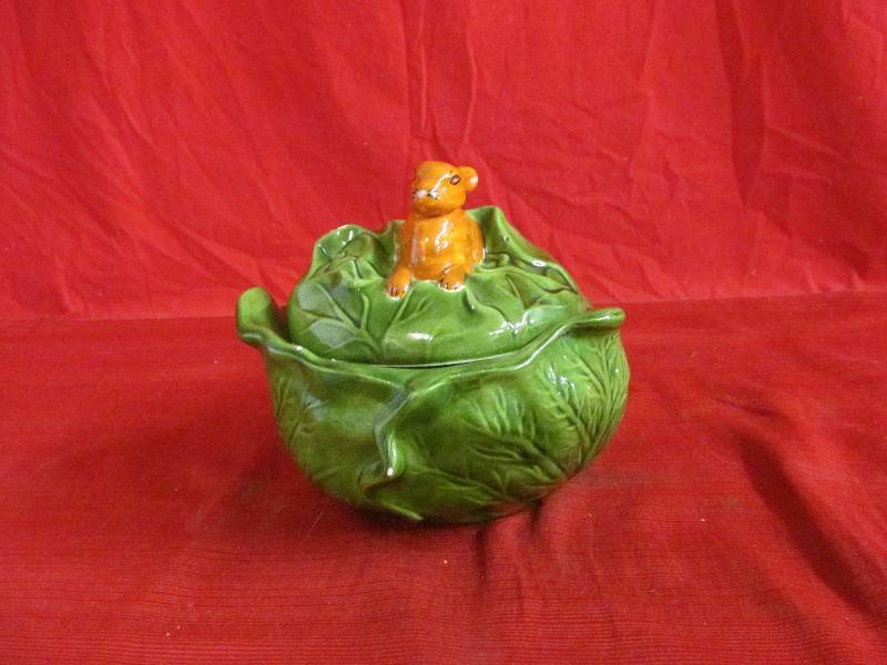lot 63 image: cookie jar