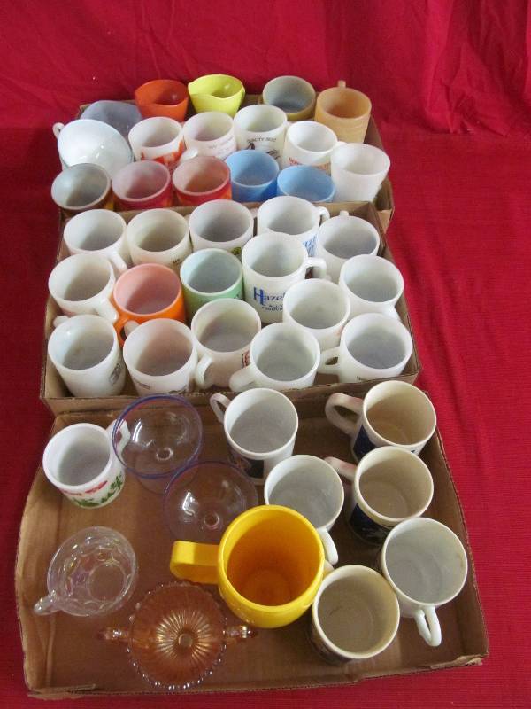 lot 65 image: glassware