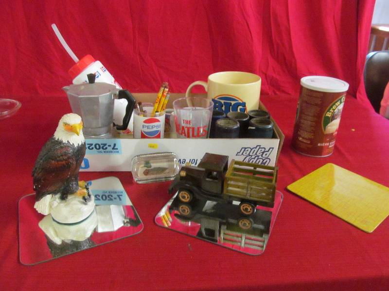 lot 66 image: collectibles