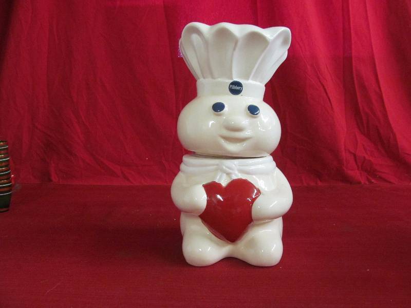 lot 70 image: cookie jar