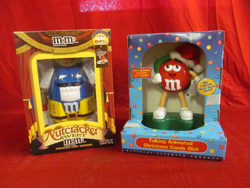 lot 78 image: M&M collectibles