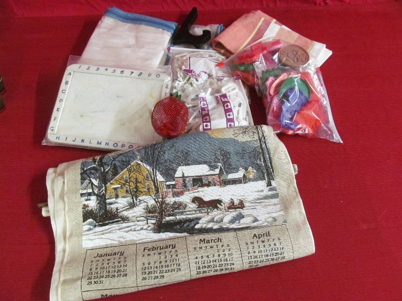 lot 101 image: collectibles