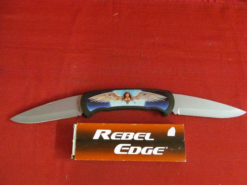 lot 112 image: knife