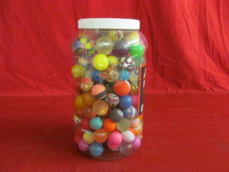 lot 119 image: super balls