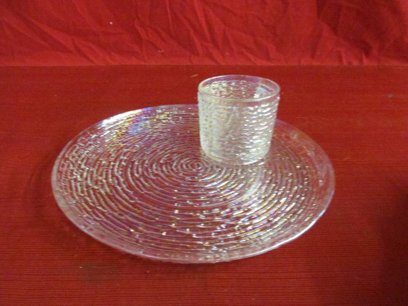 lot 123 image: glassware