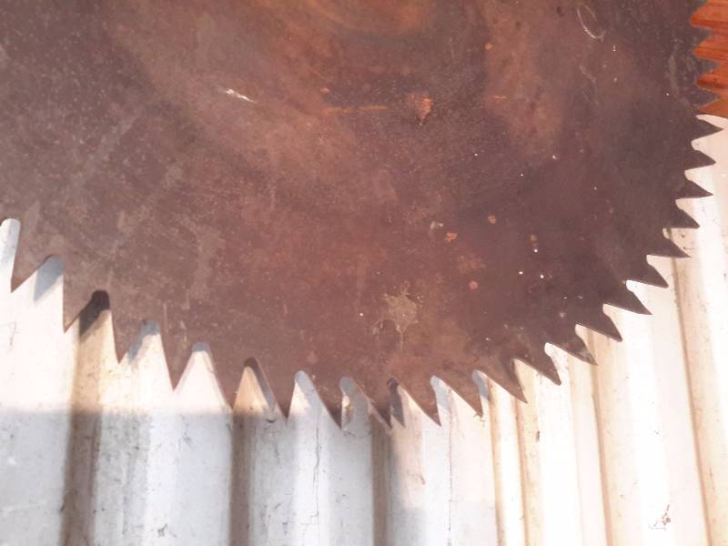 lot 154 image: 2 large round Saw Blades