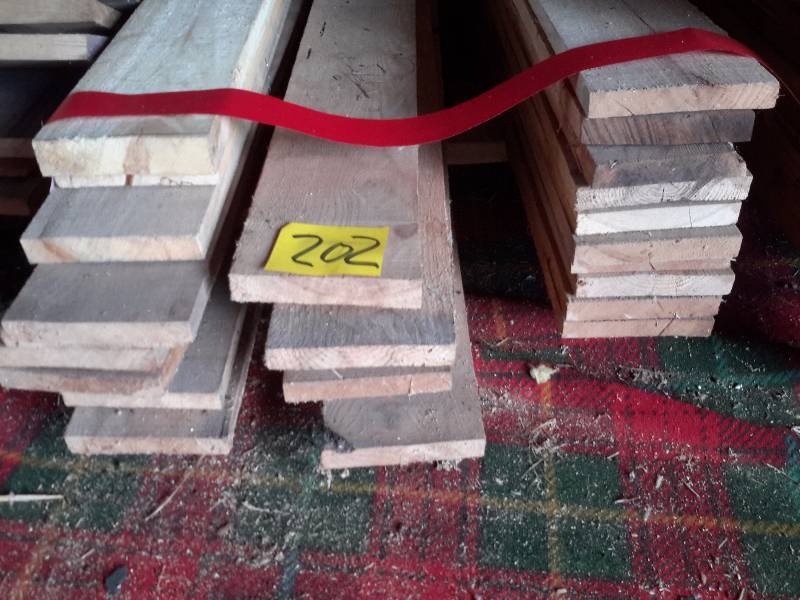 lot 202 image: Rough Cut Wood.. Poplar and Ash