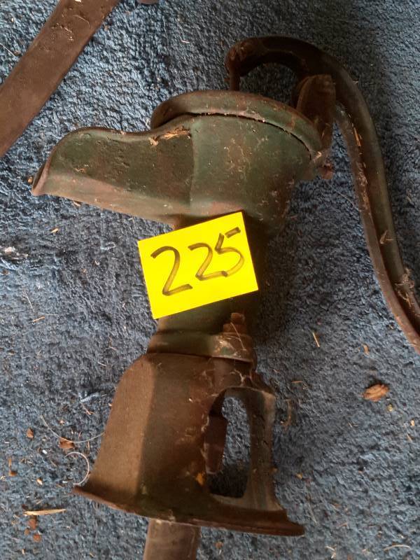 lot 225 image: Vintage Hand pump, plus hand pump handle