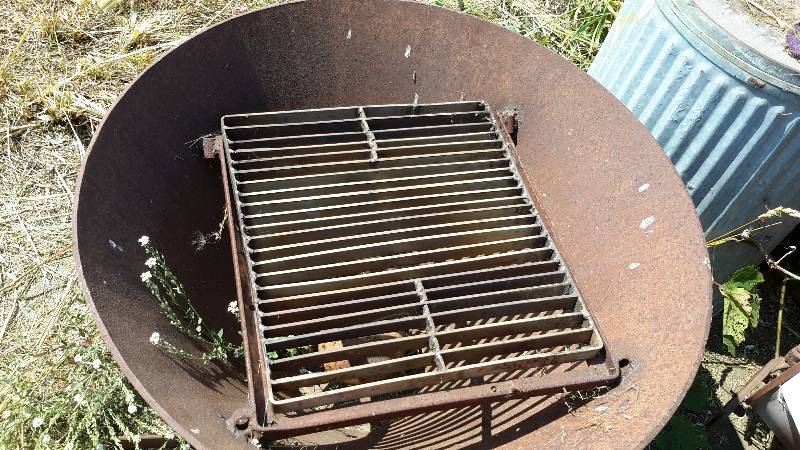 lot 276 image: cone shaped fire pit with grill