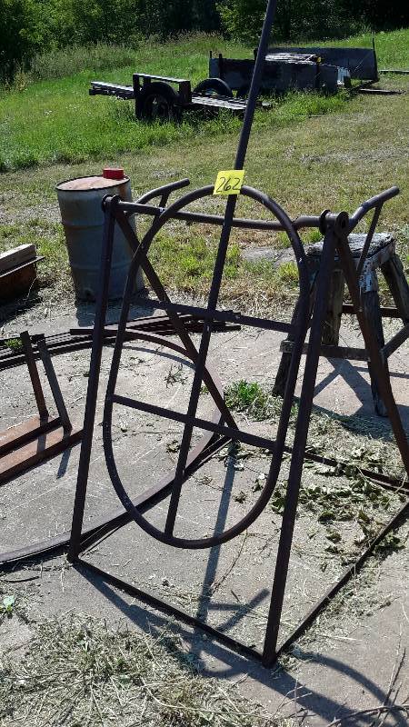 lot 262 image: One man fright machine