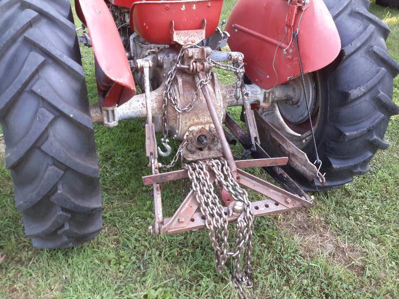 lot 5 image: Massey Ferguson, TO 35 Tractor.. Runs very well