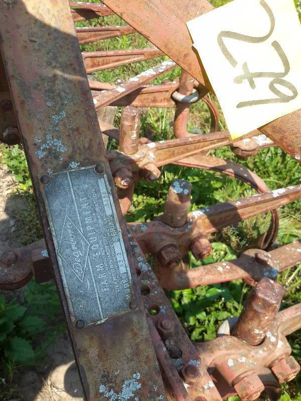 lot 279 image: Field Cultivator