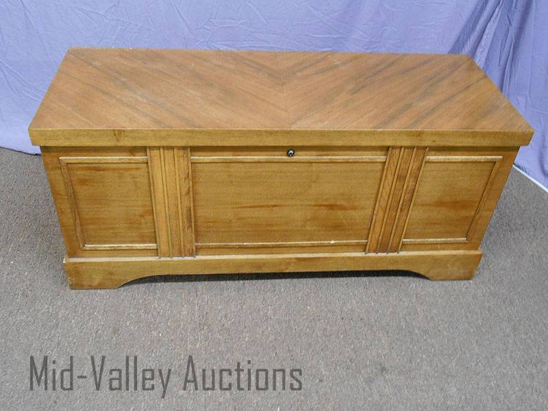 Lane Cedar chest