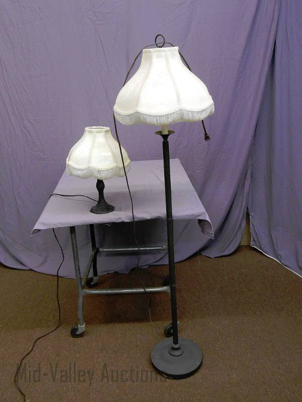 Matching lamps